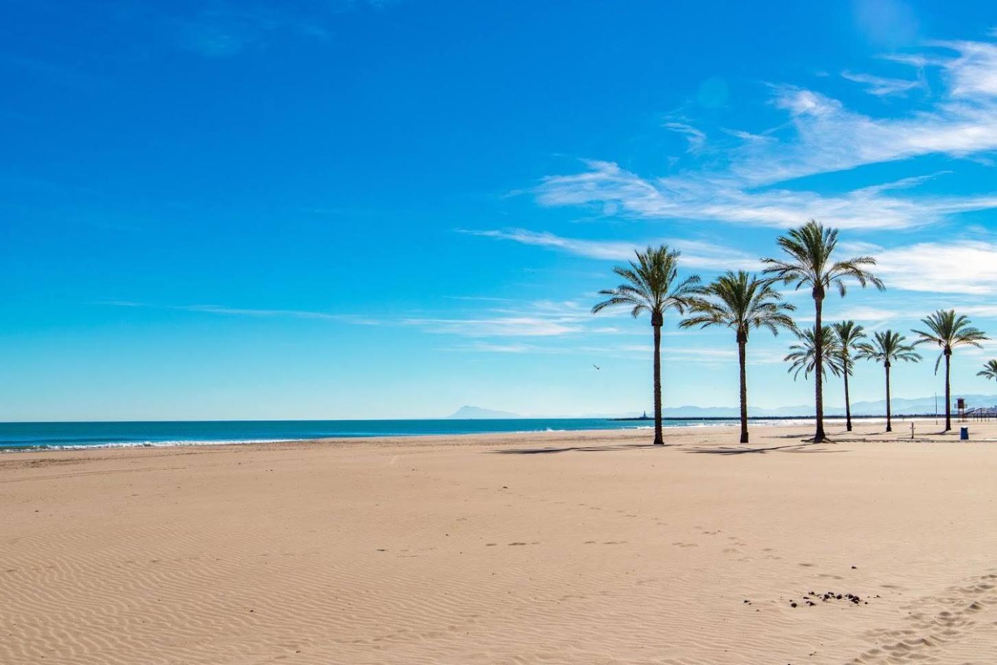 Royal Beach - Appartment With Sea View & Terrace Faro de Cullera Exteriör bild