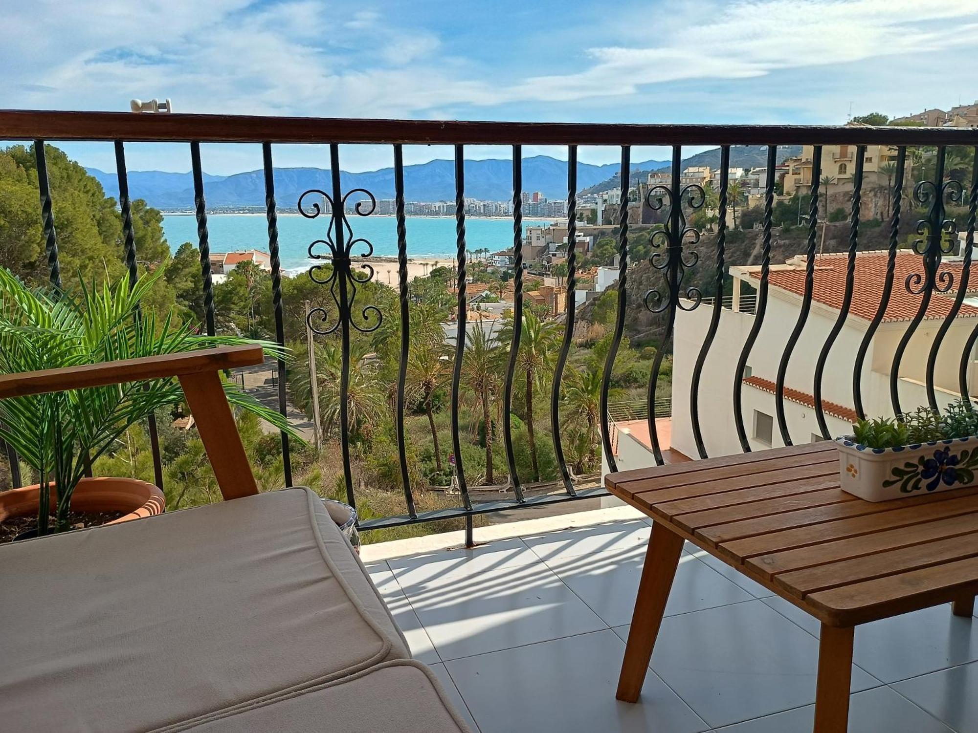 Royal Beach - Appartment With Sea View & Terrace Faro de Cullera Exteriör bild